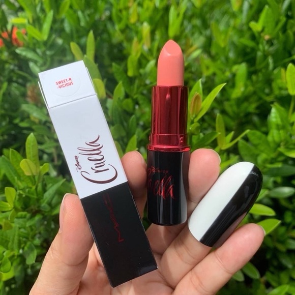 MAC Lipstick - Picture 4 of 4